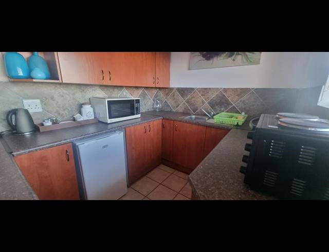 1 BEDROOM PROPERTY TO RENT IN DANA BAY